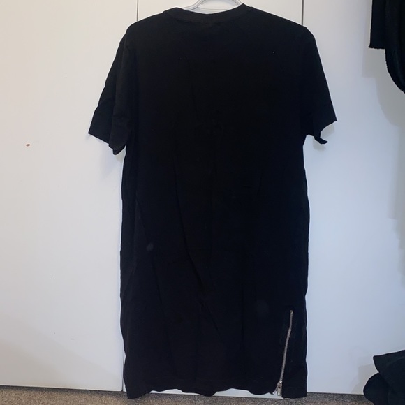 H&M Black T-shirt Dress - Picture 2 of 3
